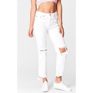 WHITE EMELIA SLASHED KNEE CROP JEAN